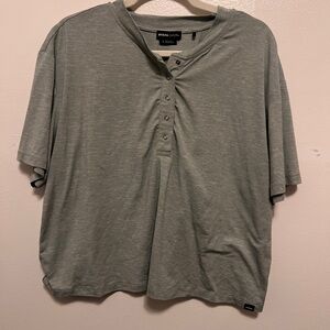 Prana Heather Green Buttoned Short Sleeve Tee